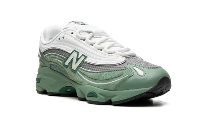 New Balance 1000 Mallard Green Sea Salt