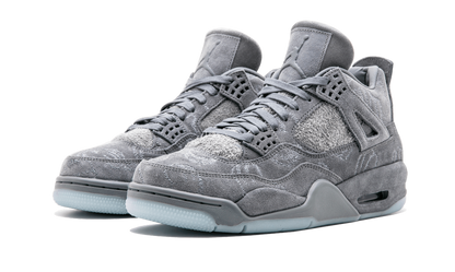 Jordan 4 Retro Kaws