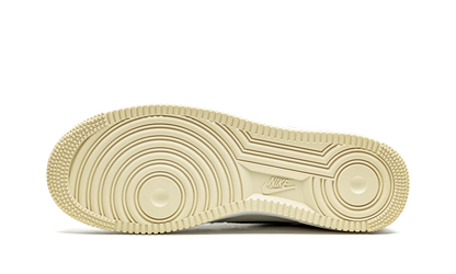 Nike Air Force 1 Low SP Undefeated 5 On It Dunk vs. AF1