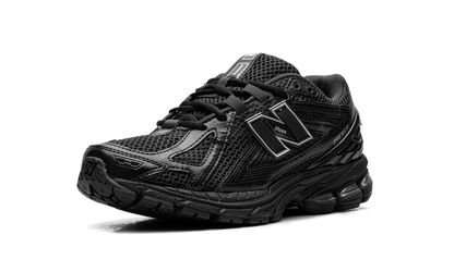 New Balance 1906R "Black Metallic"