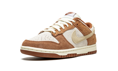 Nike Dunk Low Medium Curry