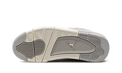 Jordan 4 Retro Frozen Moments