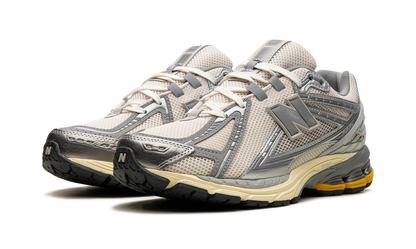 New Balance 1906R "Metallic Silver Yellow"