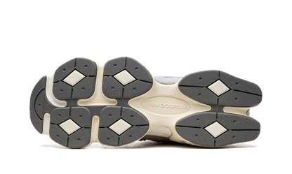 New Balance 9060 Driftwood Stone Pink Sea Salt