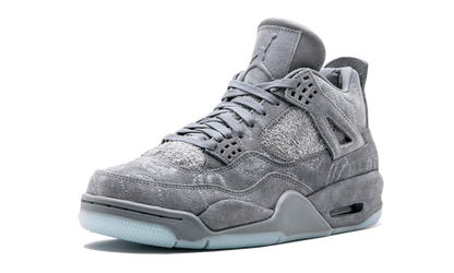Jordan 4 Retro Kaws