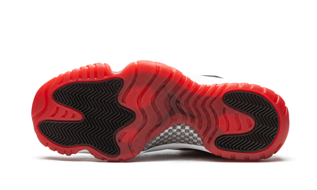 Air Jordan 11 Retro Low Concord Bred