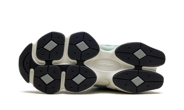 New Balance 9060 New Spruce