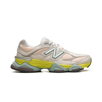 New Balance 9060 Moonbeam