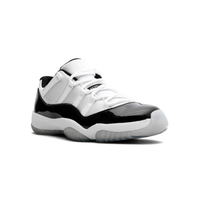 Air Jordan 11 Retro Low Concord