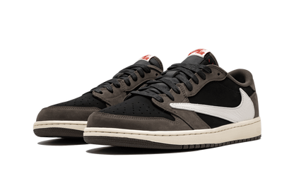 Jordan 1 Retro Low Travis Scott