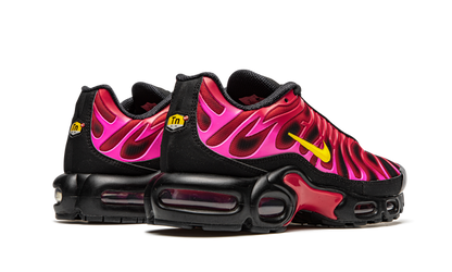 Air Max Plus TN x Supreme University Red