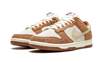 Nike Dunk Low Medium Curry