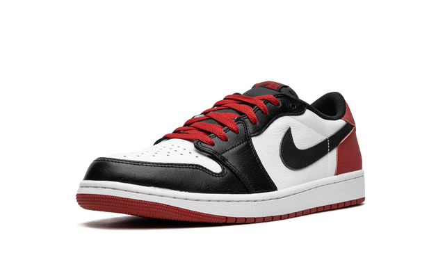 Jordan 1 Retro Low  Black Toe