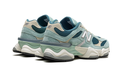 New Balance 9060 New Spruce