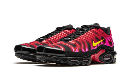 Air Max Plus TN x Supreme University Red