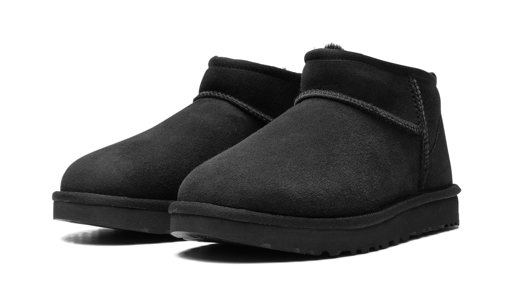 UGG CLASSICS ULTRA MINI WMNS "Triple Black"