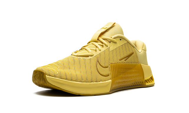 Nike Metcon 9 Saturn Gold