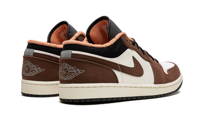 Jordan 1 Low Mocha