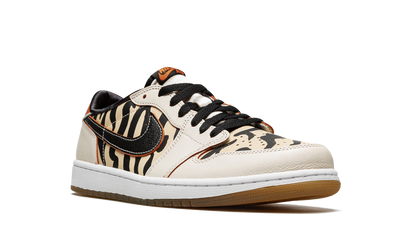Jordan 1 Low OG Year Of the Tiger