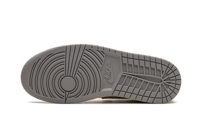 Jordan 1 Low OG Atmosphere Grey