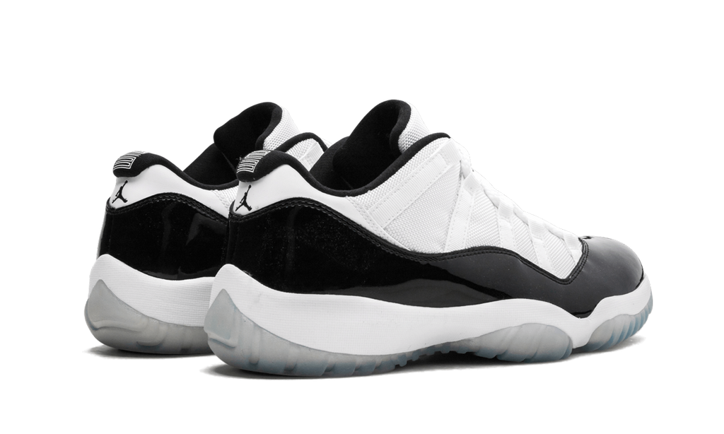 Air Jordan 11 Retro Low Concord