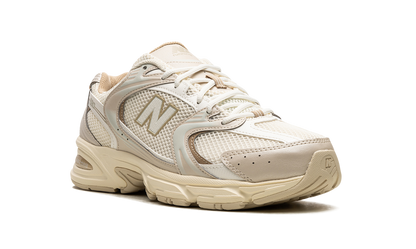 New Balance 530 Beige Angora