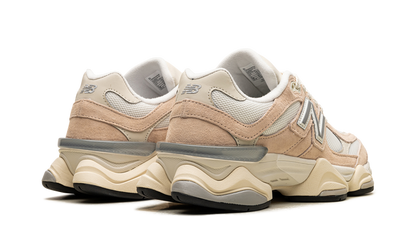 New Balance 9060 Vintage Rose