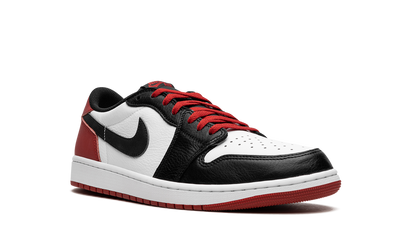 Jordan 1 Retro Low  Black Toe