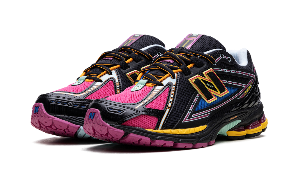 New Balance 1906R "Black/Pink"
