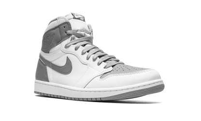 Jordan 1 Retro High OG Stealth