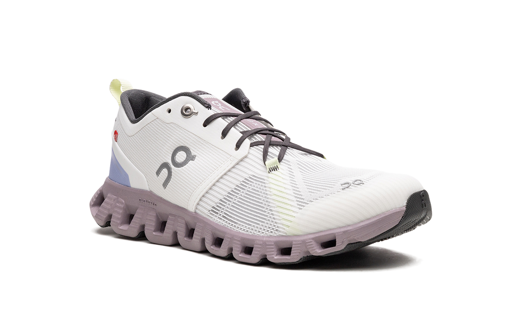 On Running Cloud 3 White Heron