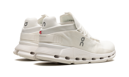 On Running Cloudnova Undyed-White