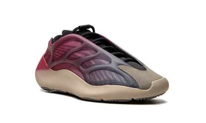 Adidas Yeezy 700 V3 Fade Carbon