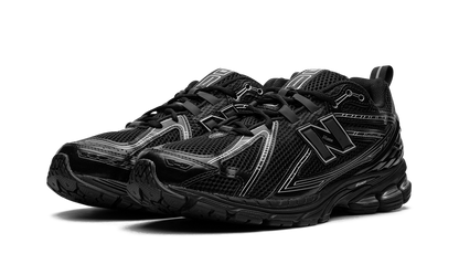 New Balance 1906R "Black/Silver