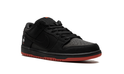 Nike SB Dunk Low Black Pigeon
