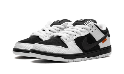 Nike SB x Dunk Low Pro Black and White