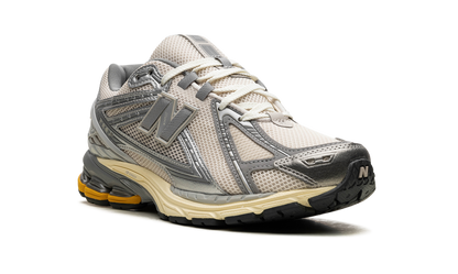 New Balance 1906R "Metallic Silver Yellow"