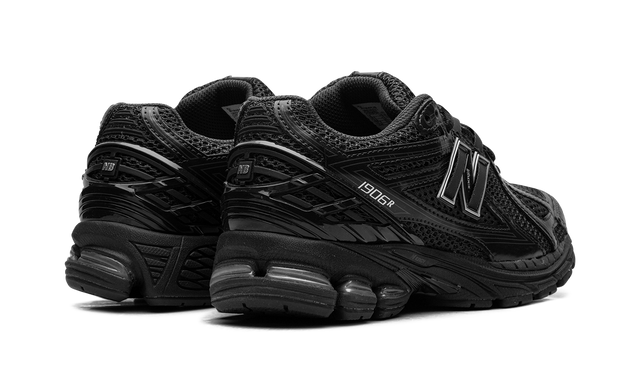 New Balance 1906R "Black Metallic"