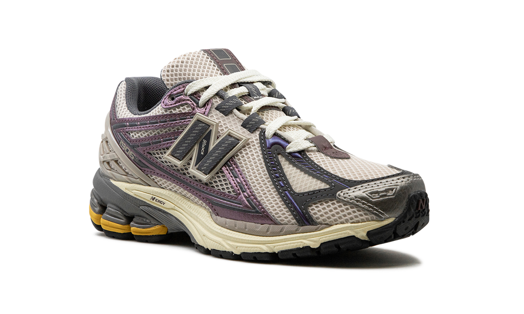 New Balance 1906R "LICORICE"