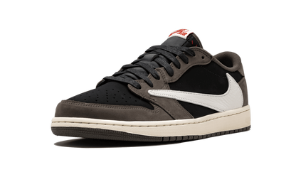 Jordan 1 Retro Low Travis Scott
