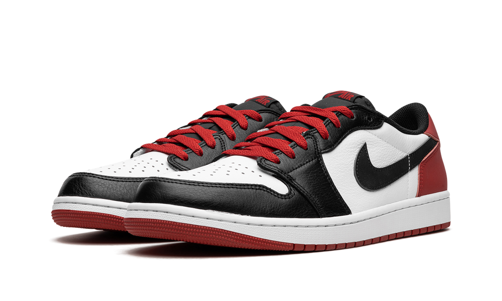 Jordan 1 Retro Low  Black Toe