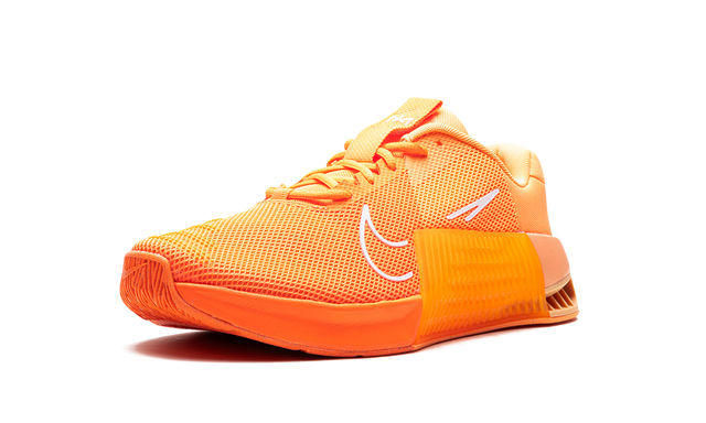 Nike Metcon 9 AMP Atomic Orange