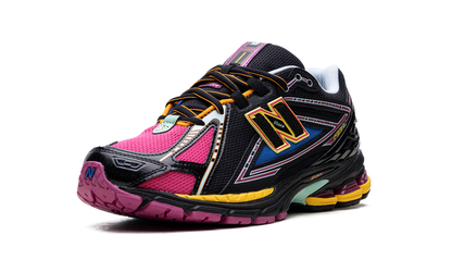 New Balance 1906R "Black/Pink"